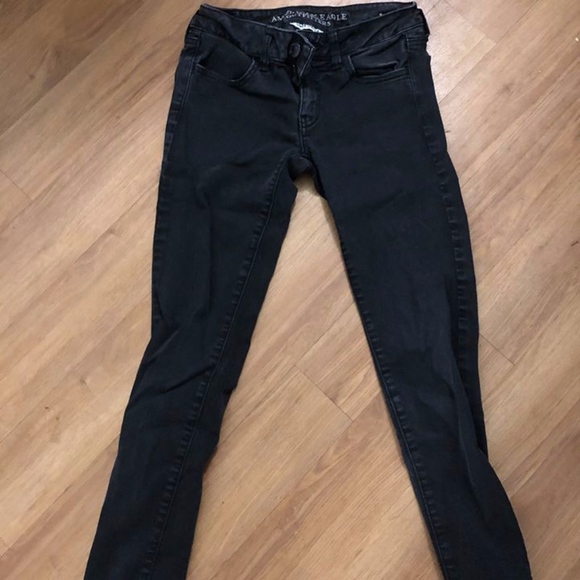 Black American Eagle Jegging Size 2 Short - Picture 1 of 1